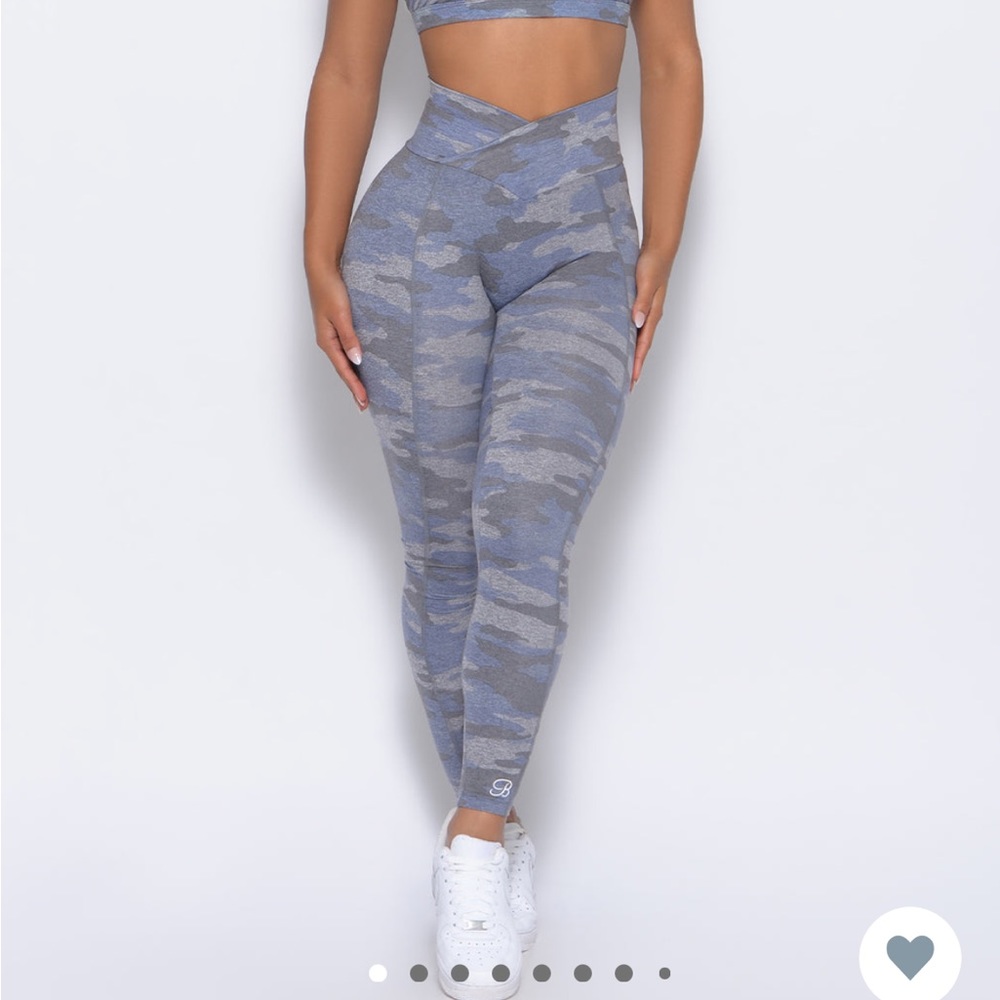Bombshell sportswear contour legging
